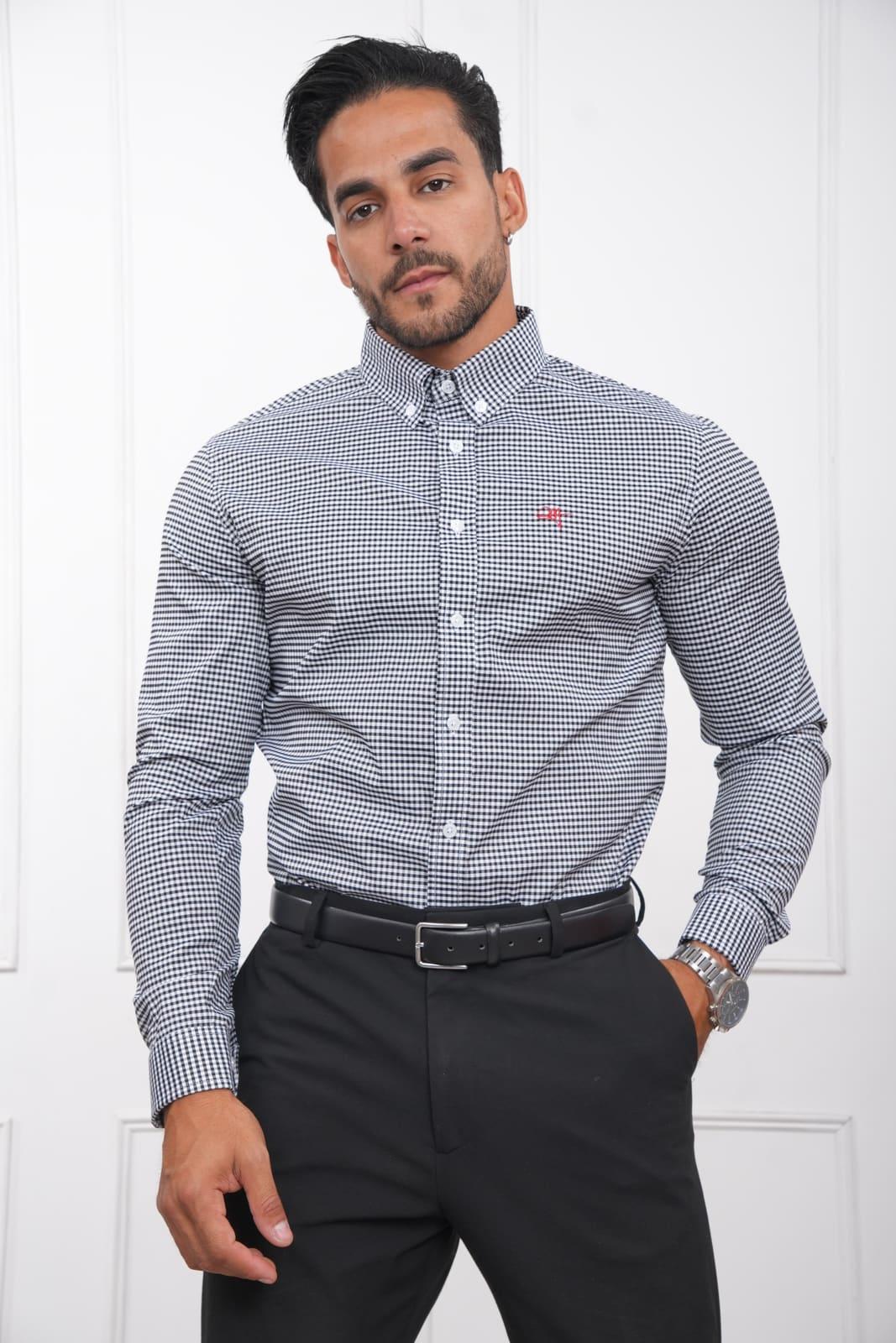 Camisa de cuadros · cuello camisero · manga larga · Negro