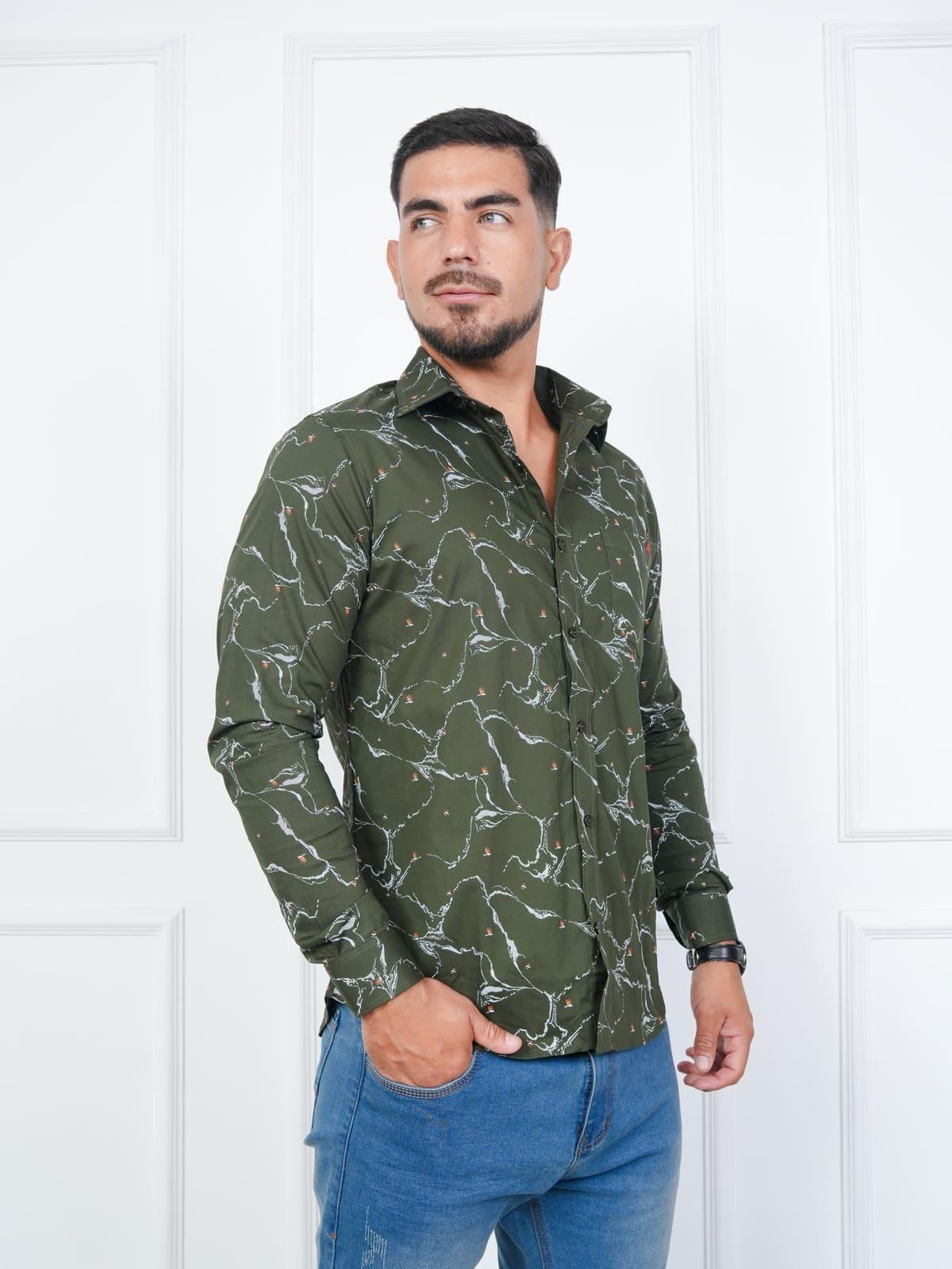 Camisa abstracta · Verde militar