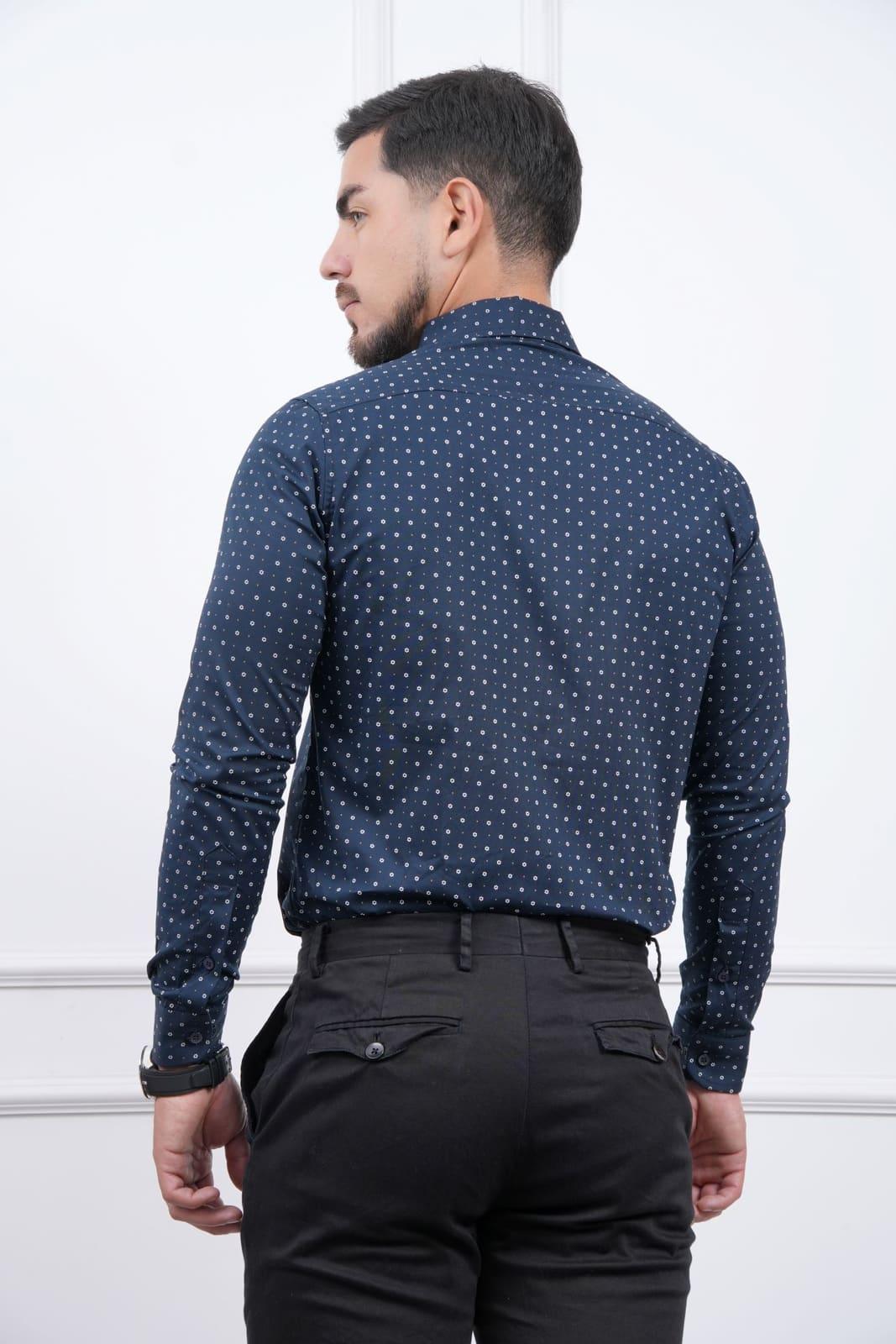 Camisa micropuntos color Azul marino · foto 4
